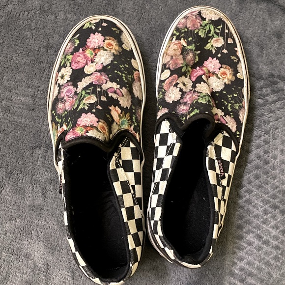 Floral Slip on Vans - Picture 1 of 1